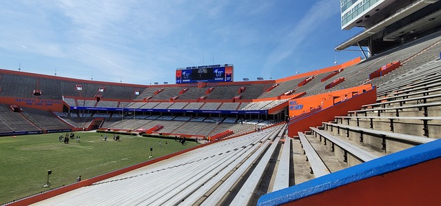 滕哈赫：斯洛特提升利物浦實力 加納喬明天恢復訓練 利馬下周一回歸.